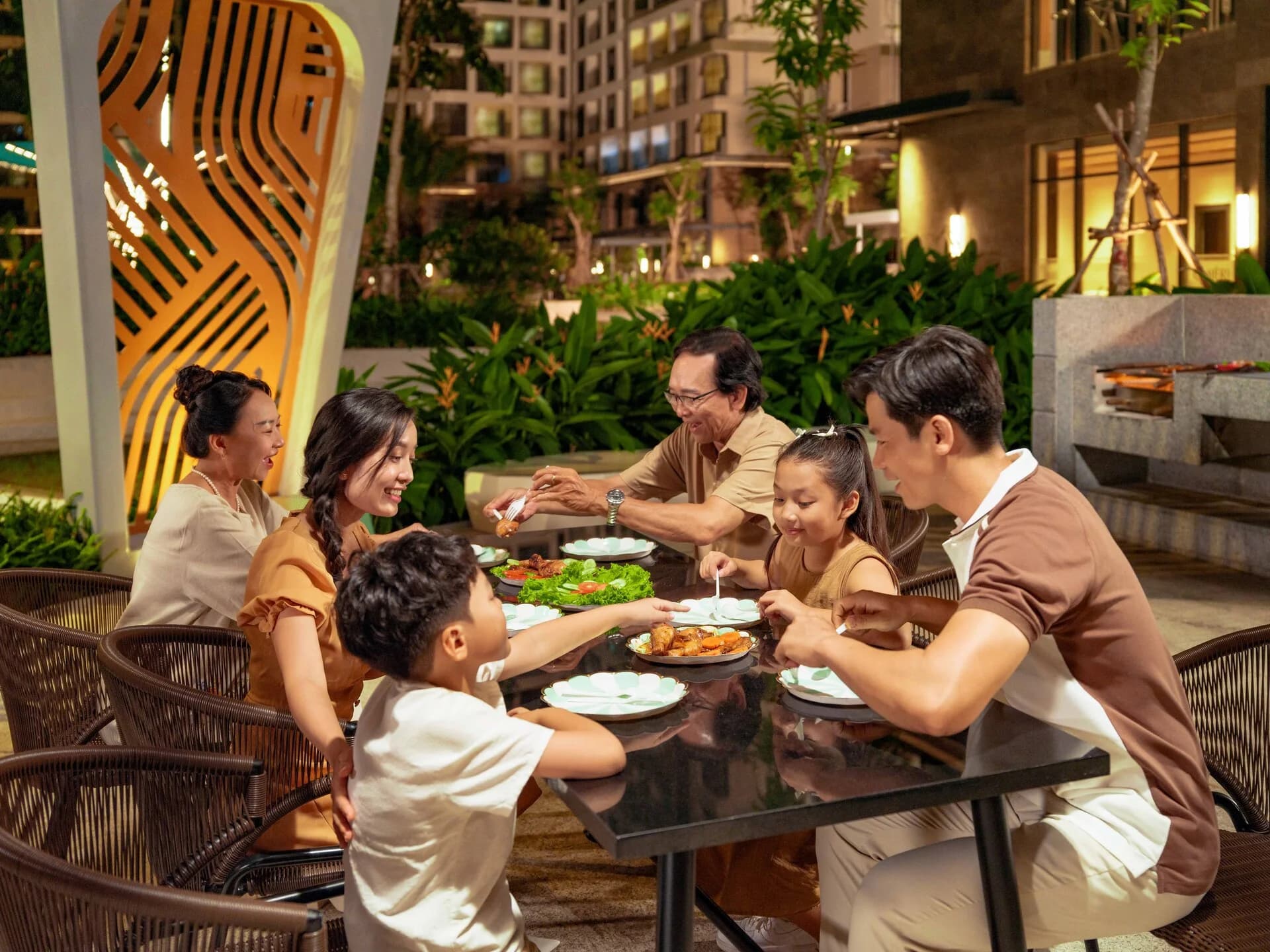 Khu BBQ & tiệc ngoài trời